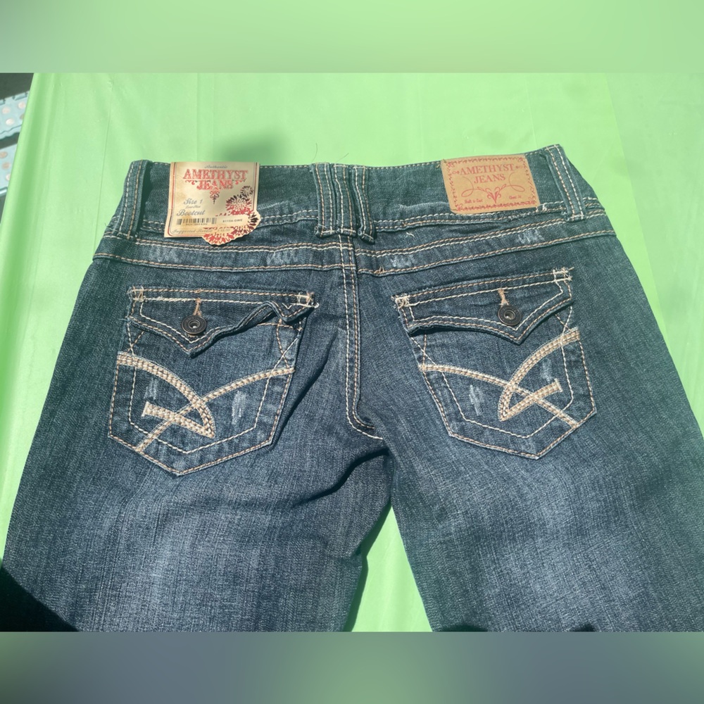 LOW RISE Amethyst Jeans Women’s Dark Blue Embroidered Back Pocket Bootcut Jeans